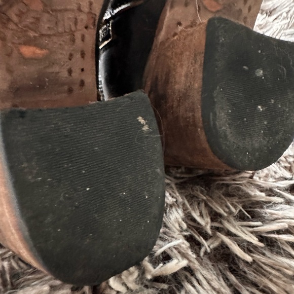 Freebird Winter Knee High Boots with Fur Lining - Picture 9 of 10